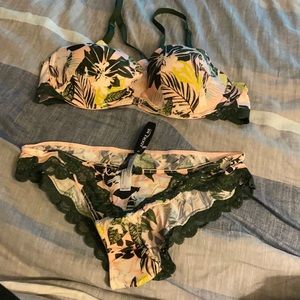 Adore me matching bra and underwear set.